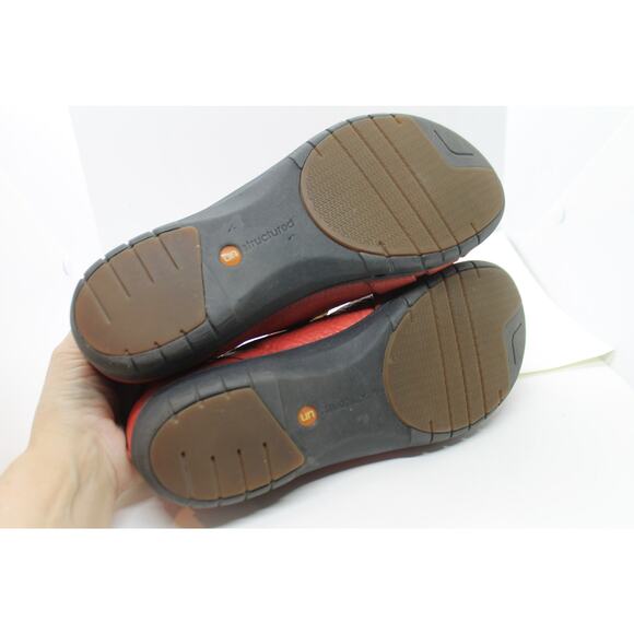 Elegant Red Leather Women's Clogs - Picture 5 of 5